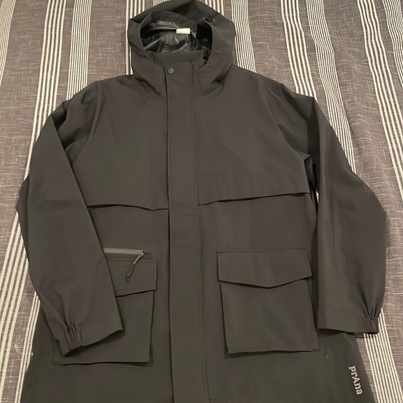 Prana Raincoat - Picture 7 of 14